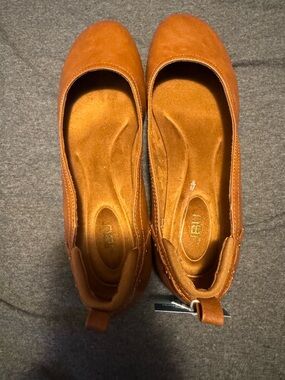 JBU Rust Suede Ballet Flats